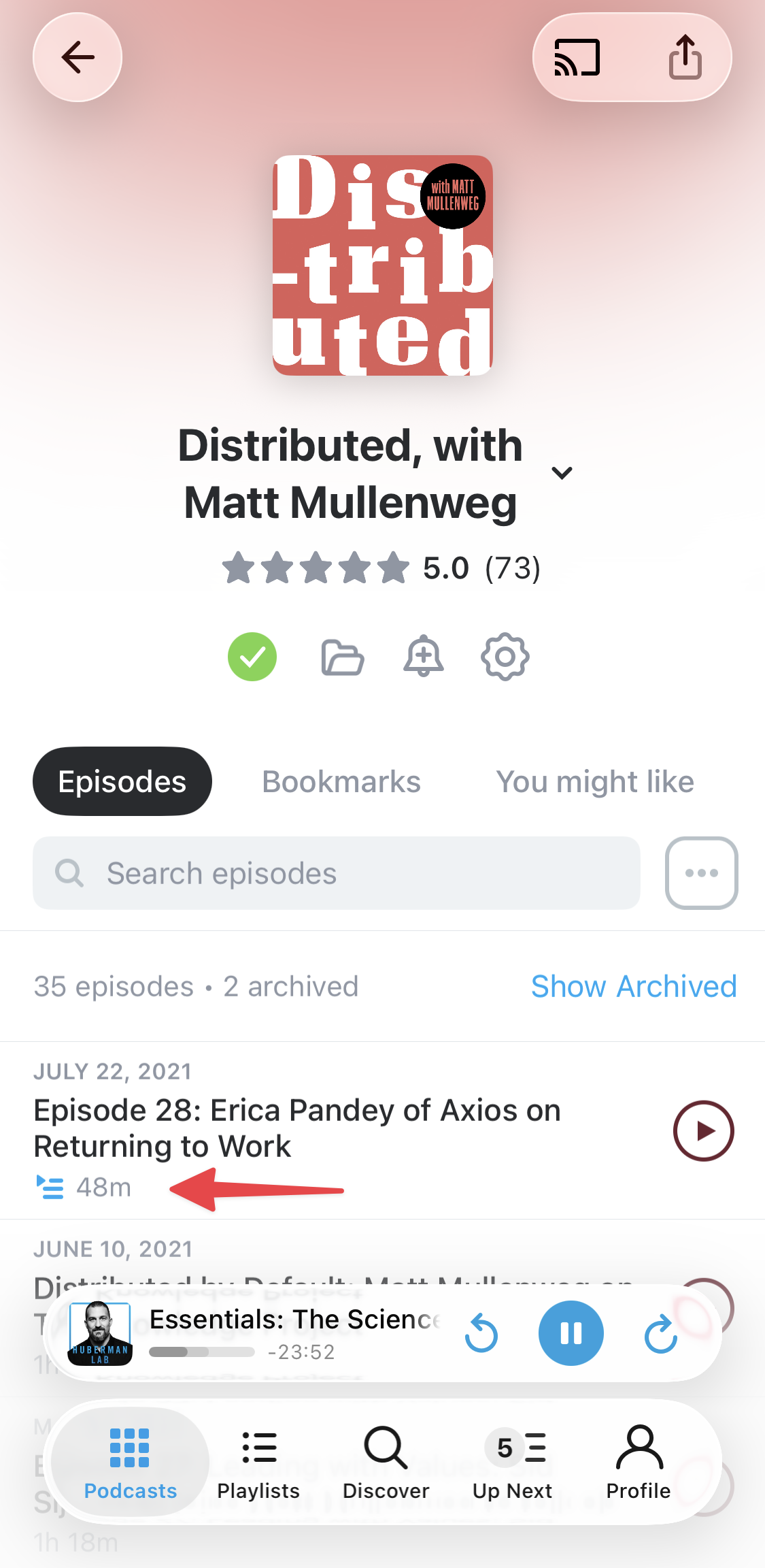 Pocket Casts episode list on iOS with an arrow pointing to the time-remaining label