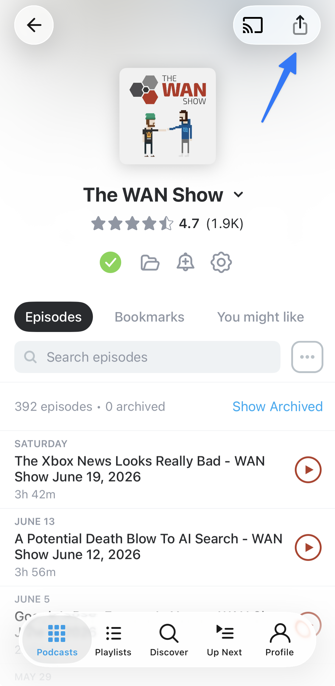 Pocket Casts podcast page on iOS with an arrow pointing to the Share icon